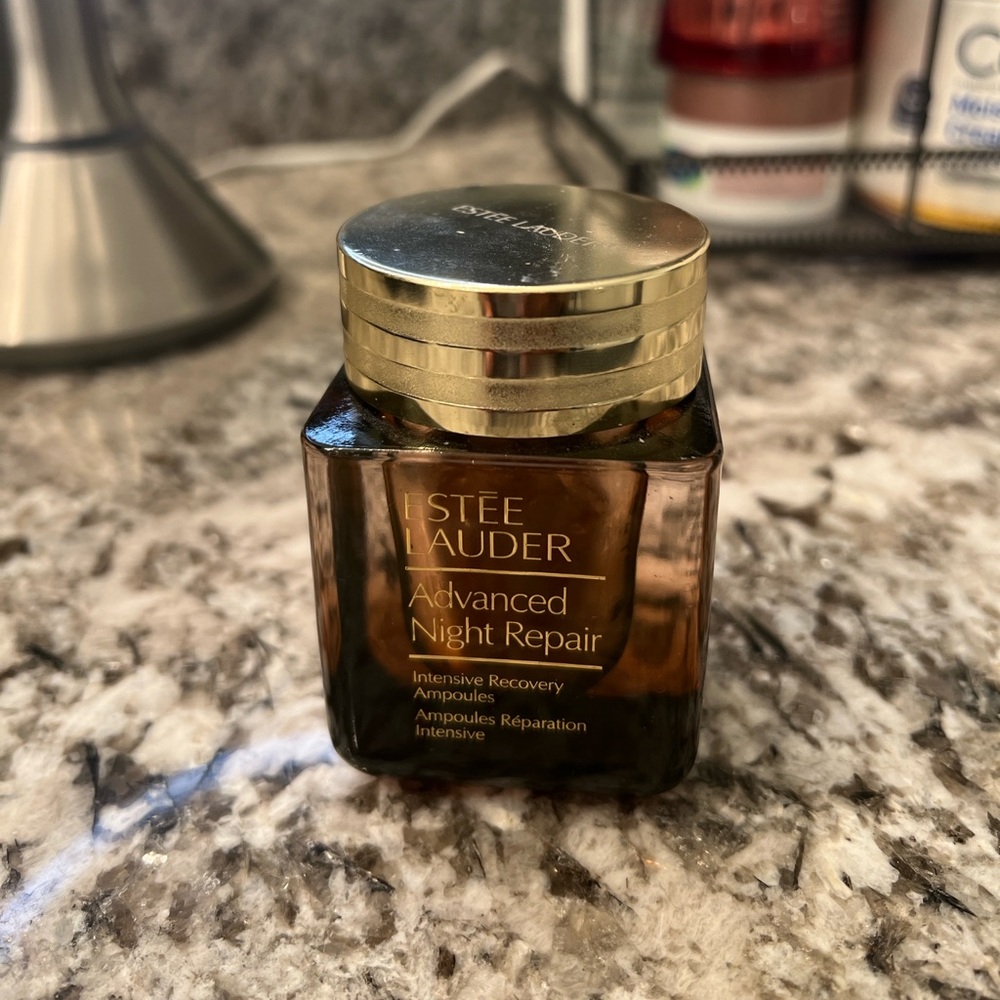 Estee Lauder advanced night repair